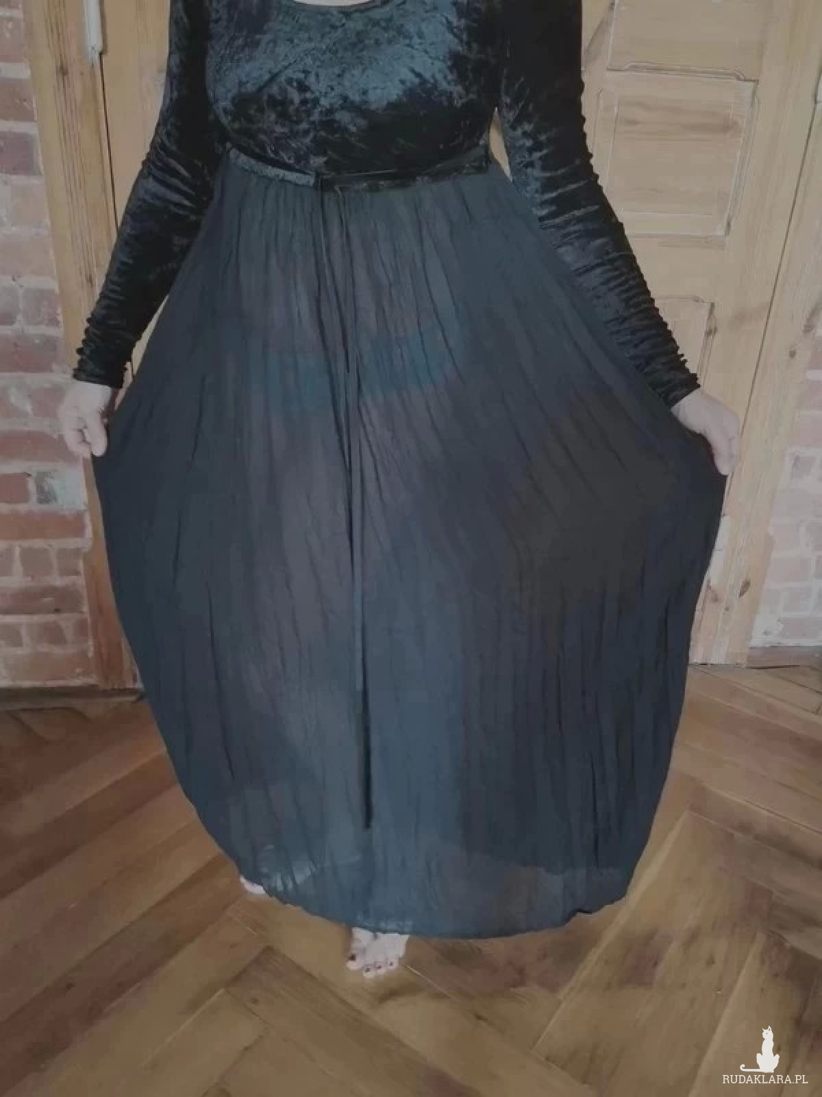 sukienka transparentna czarna przepiękna